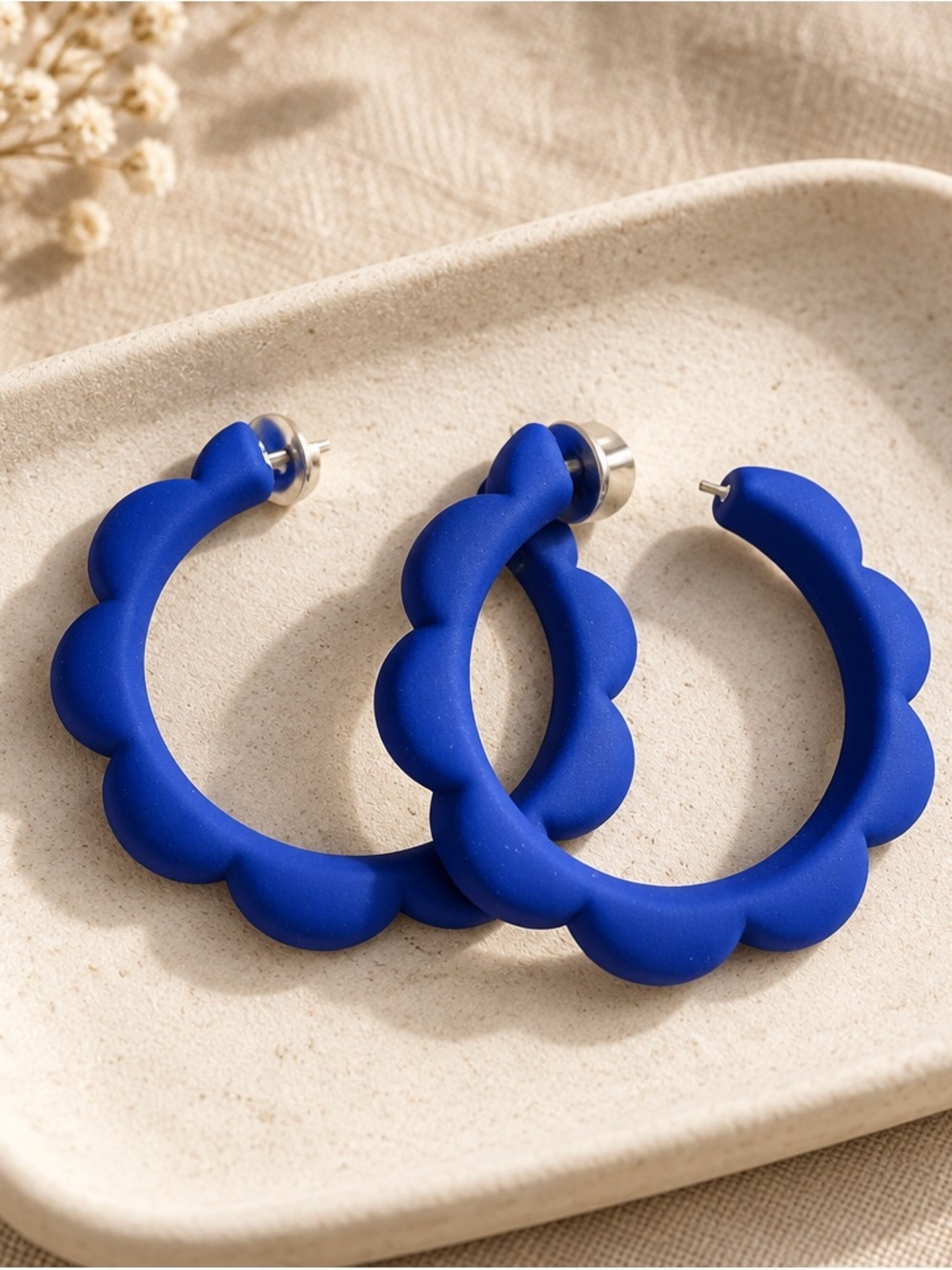 Fashion Jewelry Royal Blue Scalloped Hoop Earrings